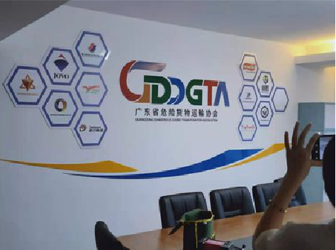 宜城公司走廊文化墙如何设计布置？